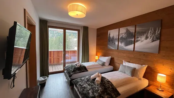 Room 4