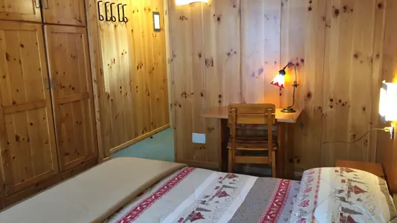 Standard Bedroom
