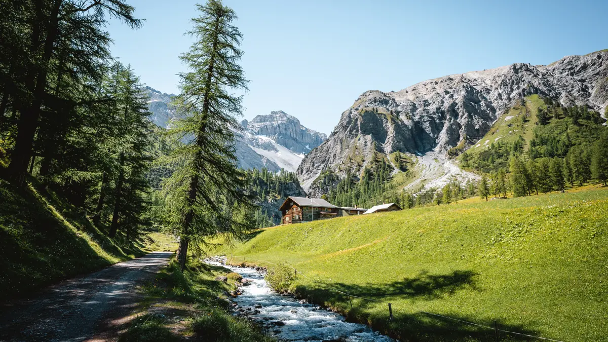 Davos Sertig valley hike