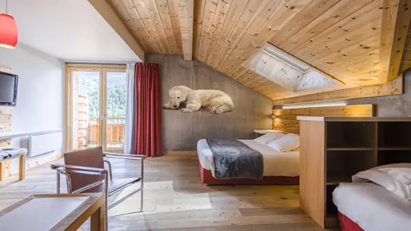 Superior bedroom