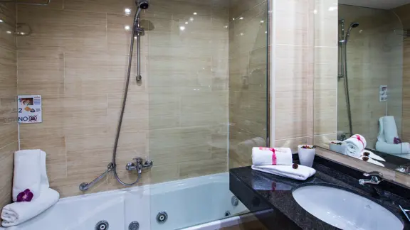 Double bathroom