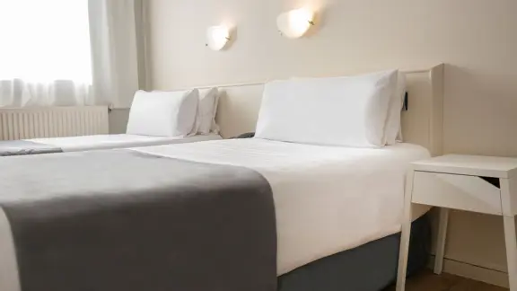 Quad bedroom