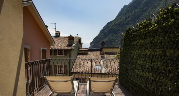 Twin Room with balcony 