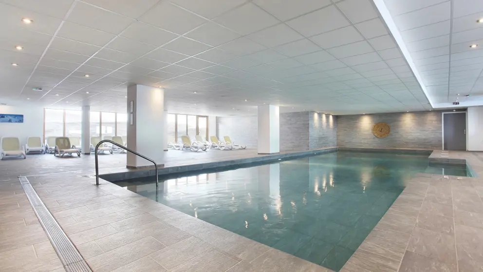 Front De Neige Apartments La Plagne Pool
