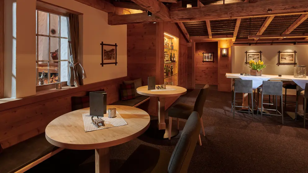 Hotel Alpenrose Wengen Restaurant Interior