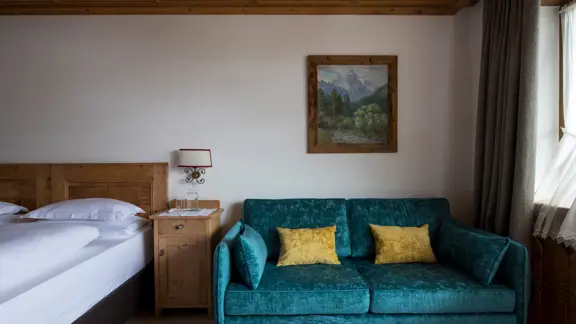 Deluxe Bedroom