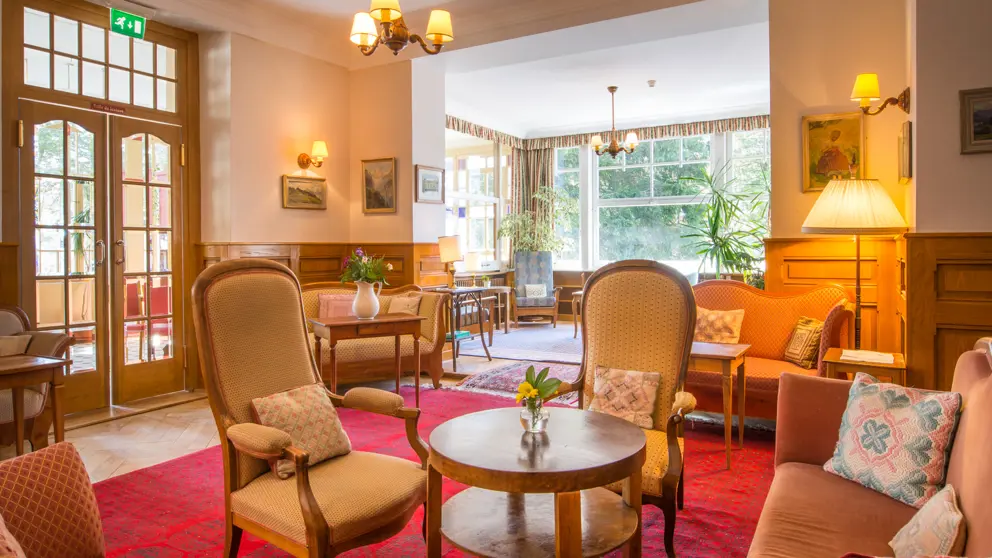 Hotel Falken Wengen Lounge 2