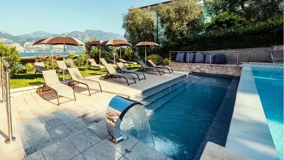 Hotel Antonella, Malcesine, Lake Garda, Pool (1)