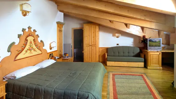Prestige Room