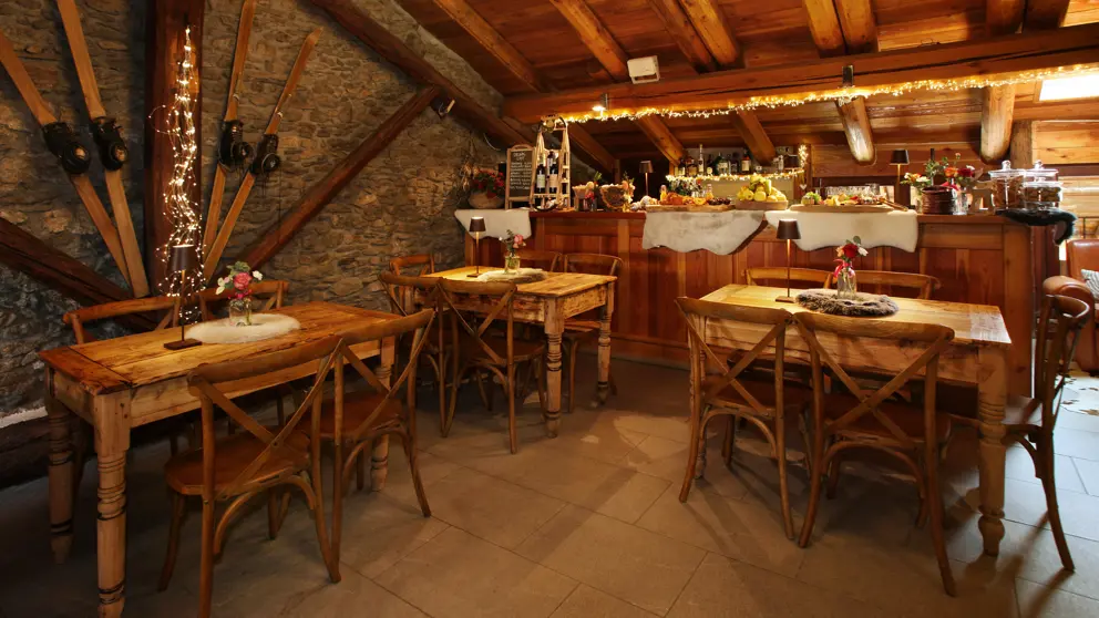 Chalet Faure Bar Area