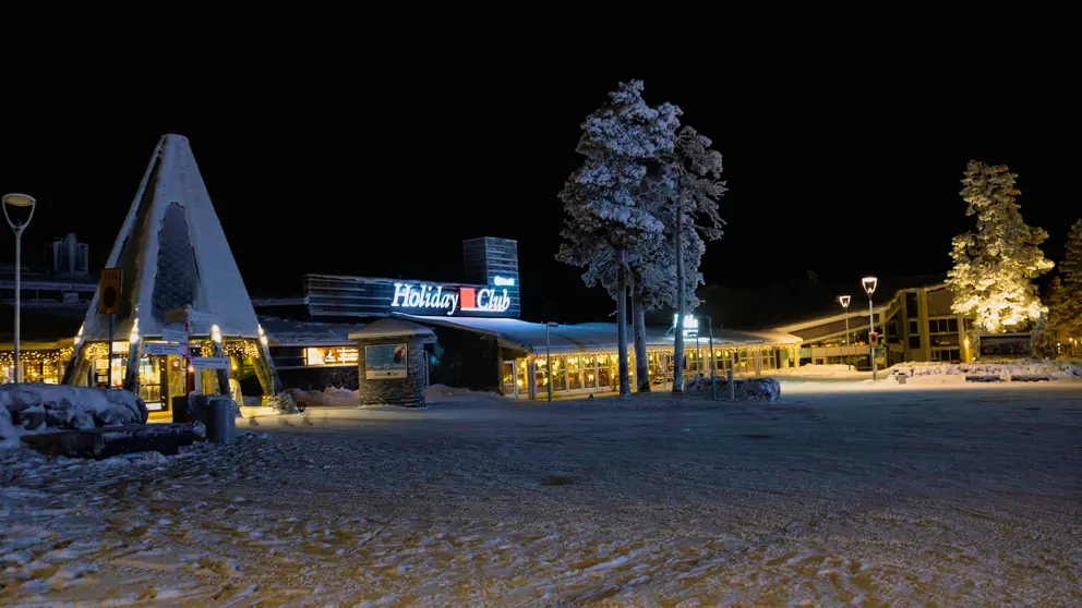 Holiday Club Hotel exterior building