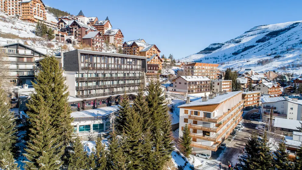 Hotel Ibiza Les Deux Alpes Exterior