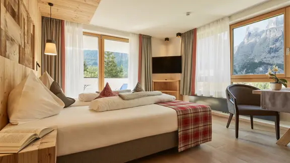 Superior bedroom