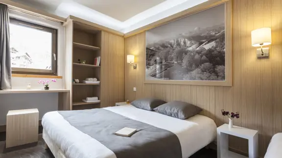 Quad Bedroom