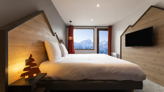 Southern slope room