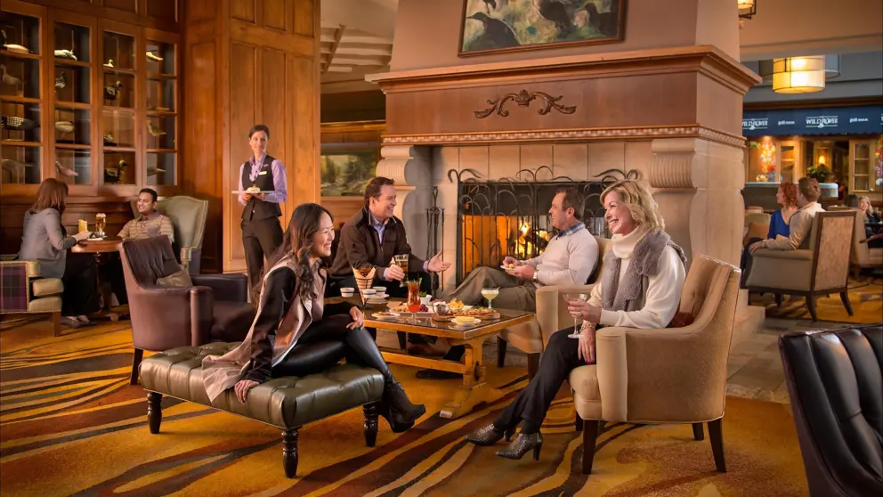Fairmont Chateau Whistler Mallard Lounge