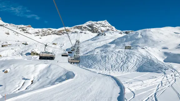 Inghams_Italy_Aosta_Valley_Cervinia_Adobestock 618770916
