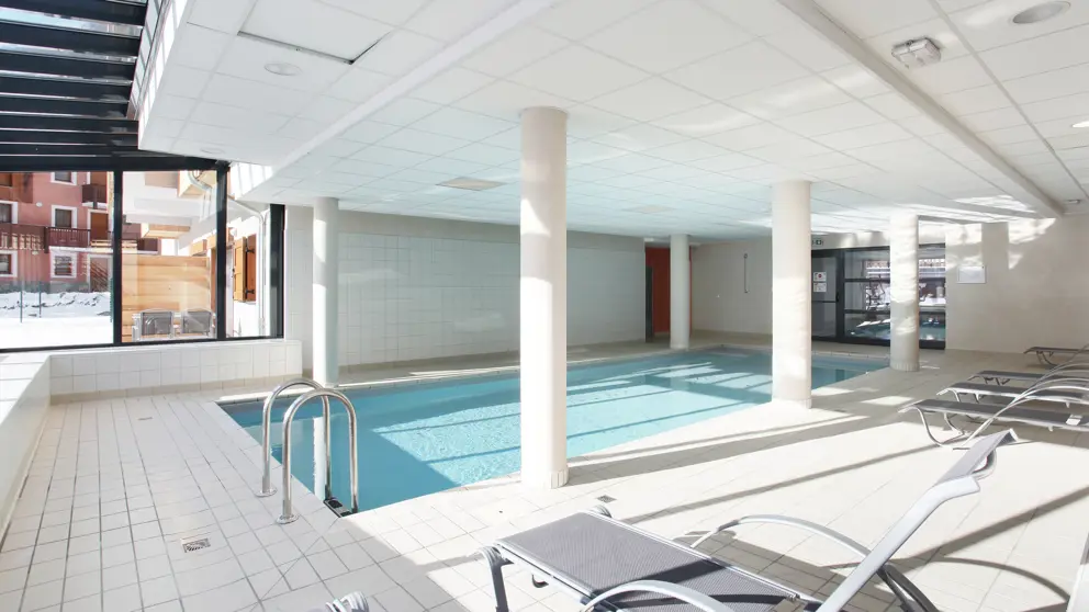 Résidence Aquisana Apartments Serre Chevalier Pool