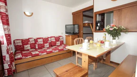 Studio Apartment