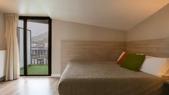 Triple bedroom