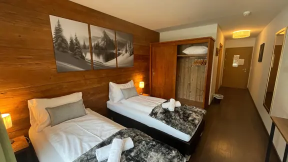 Room 5
