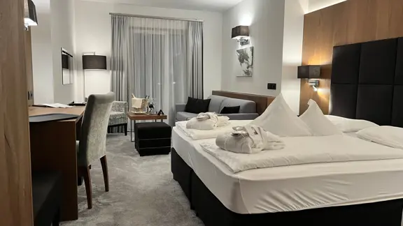 Comfort Rooms