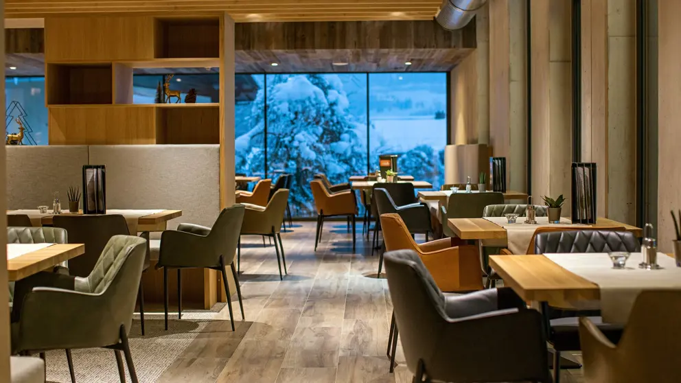 Hotel Der Waldhof Zell Am See Dining Room 3